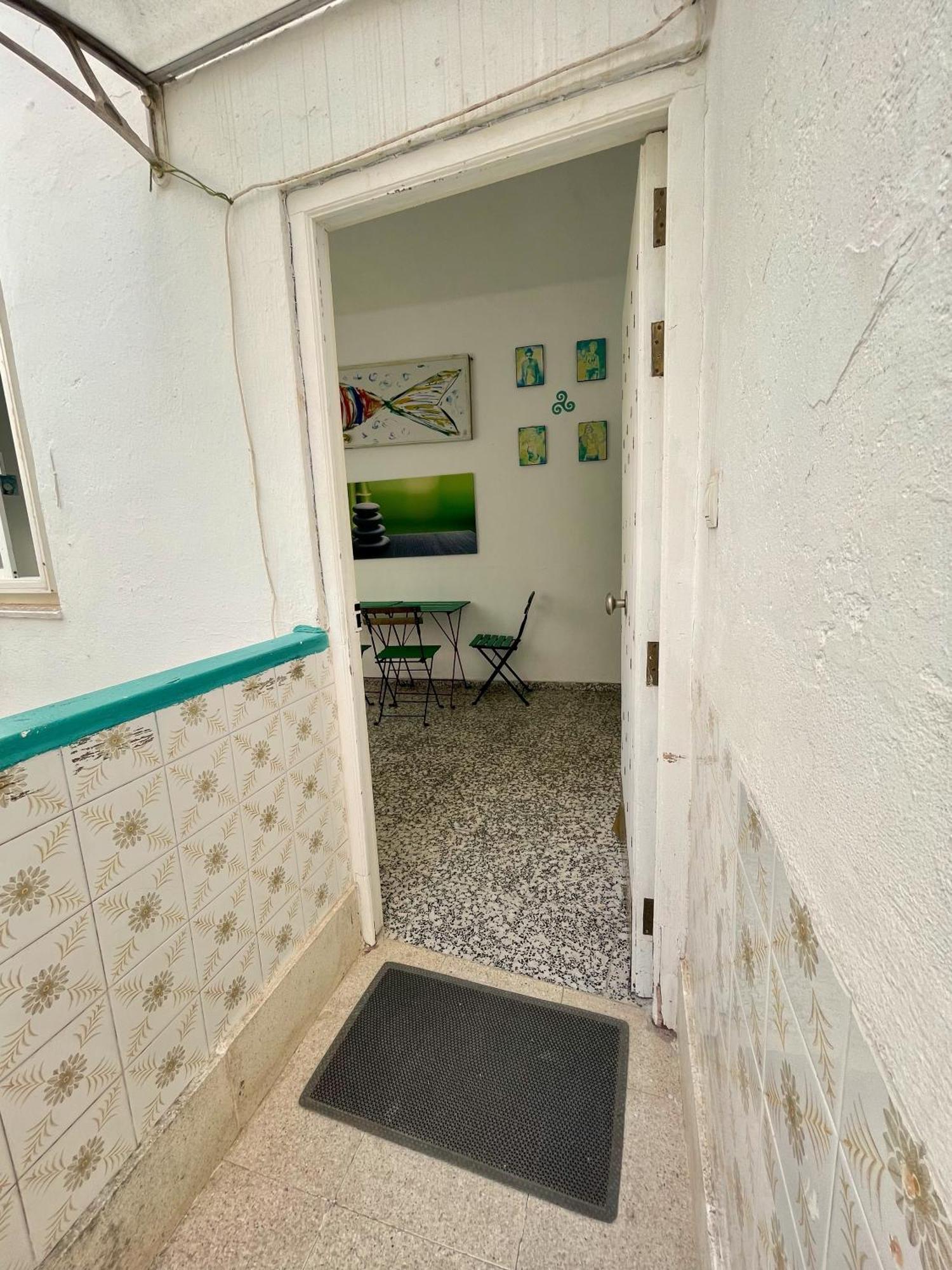 Rosa De Los Vientos: Estudios Cádiz Exterior foto